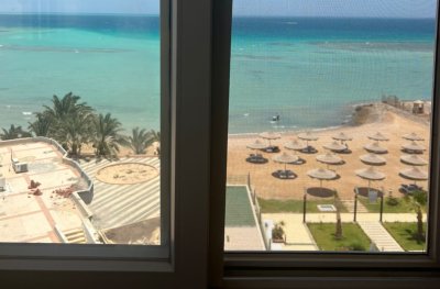 Three-bedroom apartment for sale with direct sea view in a complex with a private beach